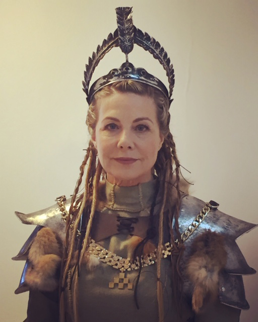 Glynis as Gertrusha with crown